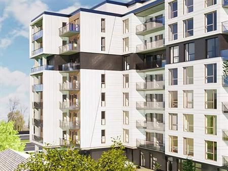 2 CH - 1 SDB - Laval - $2,230 /mo