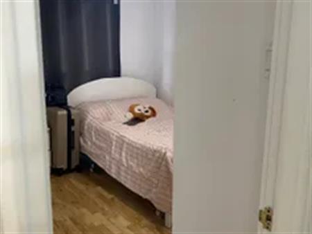 1 room apartment of 63m² in Quebec