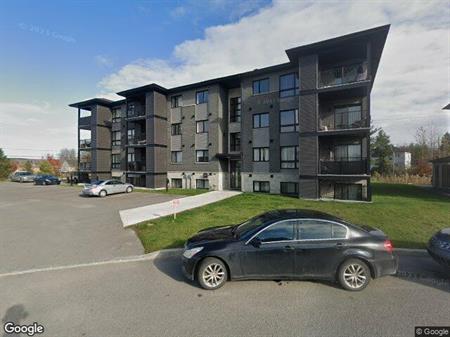 2 CH - 1 SDB - Lachute - $1,285 /mo