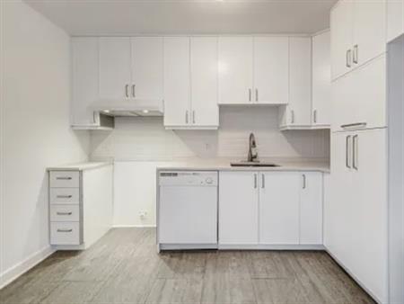 5 rooms apartment of 70 m² in Montreal