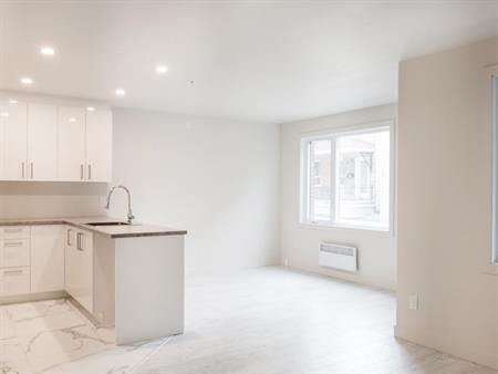 4.5 NEUF. RABAIS LOCATION : 1500$/MOIS VALIDE JUSQU'EN 2026