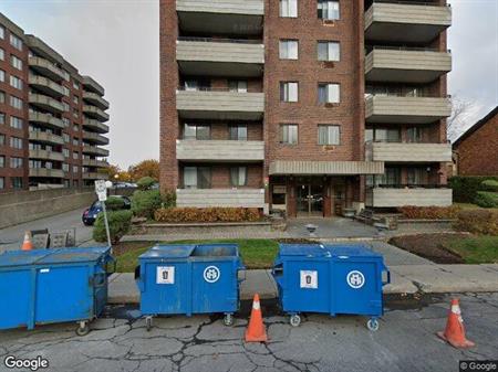 2 CH - 1 SDB - Côte Saint-Luc - $1,855 /mo