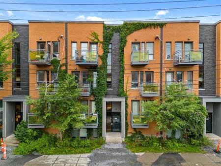 Condo Moderne Meublé