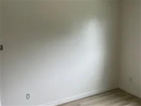 3 rooms apartment of 109 m² in Sherbrooke