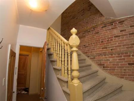 1 room apartment of 75 m² in Montreal