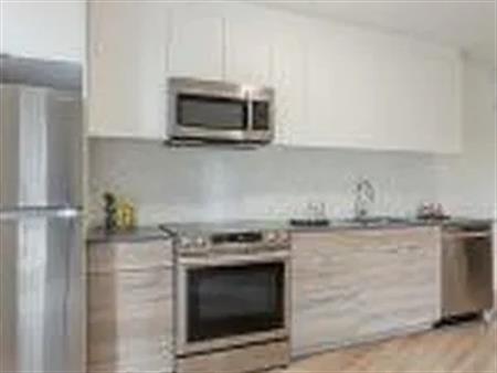 1 room apartment of 61m² in Montreal