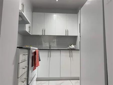 1 room apartment of 61 m² in Montreal