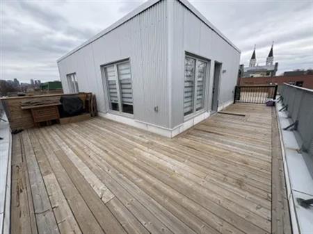 6 rooms apartment of 111 m² in Montreal