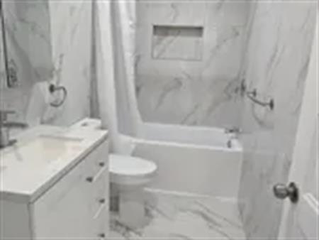 1 room of 34m² in Montreal
