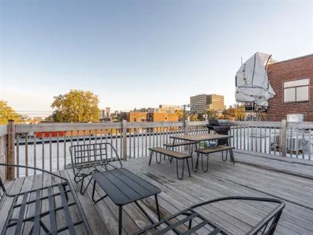 1 room studio of 44 m² in Montreal