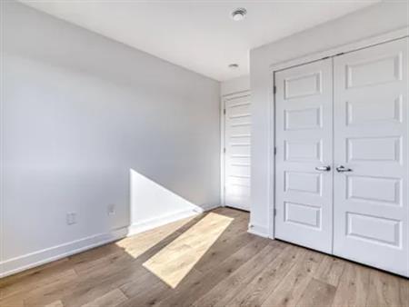 5 rooms apartment of 109m² in Gatineau