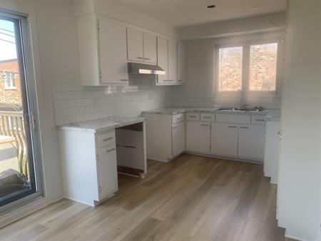 Logement 4 1/2 Libre Immédiatement / 1er