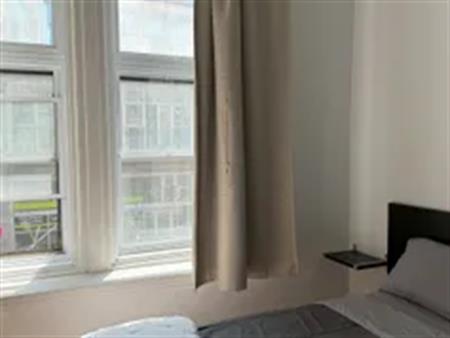 7 rooms apartment of 102 m² in Montreal