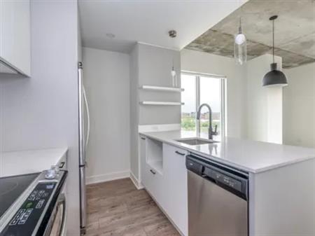 1 room apartment of 97 m² in Montreal
