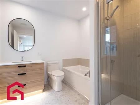 8 rooms apartment of 142m² in Montreal