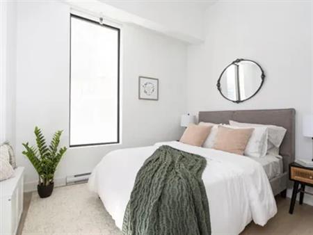 1 room apartment of 107 m² in Montreal