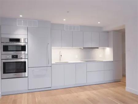 2 rooms apartment of 71 m² in Montreal