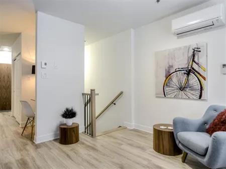 1 room apartment of 120m² in Montreal