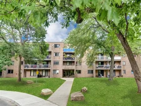 1 room apartment of 46 m² in Montreal