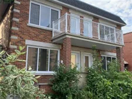 6 rooms apartment of 130m² in Montreal