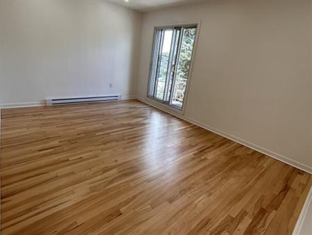 Appartement 4.5 A Saint Leonard,Montreal