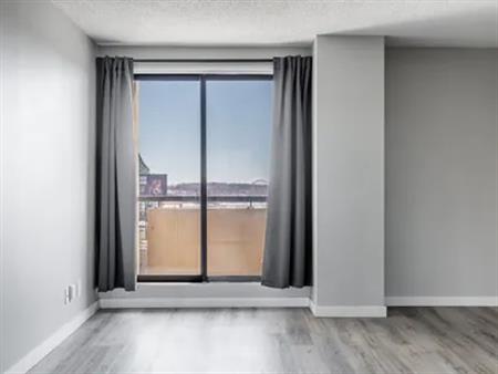 1 room apartment of 58 m² in Montreal