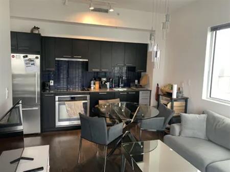4 rooms apartment of 96m² in Montreal
