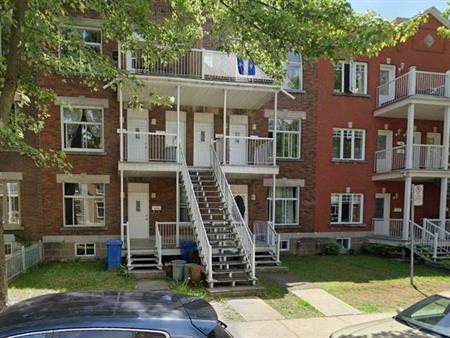5 1/2. Logement Lumineux dans Verdun avec deux balcons