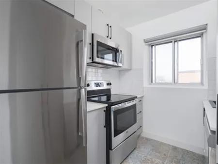 4 rooms apartment of 78m² in Montreal