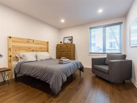 3 CH - 1 SDB - Montréal - $3,295 /mo