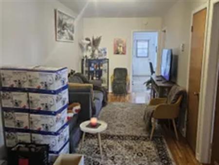 5 rooms apartment of 73 m² in Saint-Jérôme