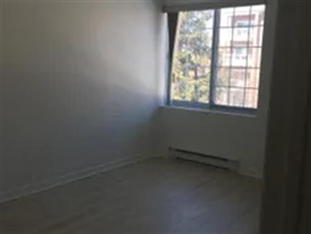4 rooms apartment of 116 m² in Quebec