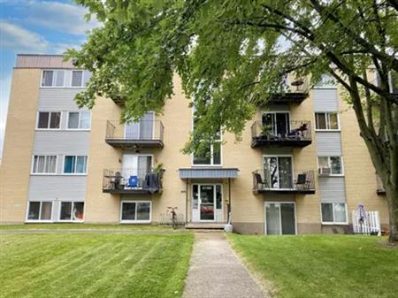 1 room apartment of 33m² in Trois-Rivières