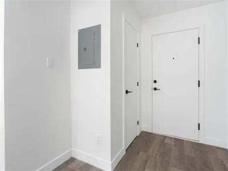 3 rooms apartment of 55m² in Montreal