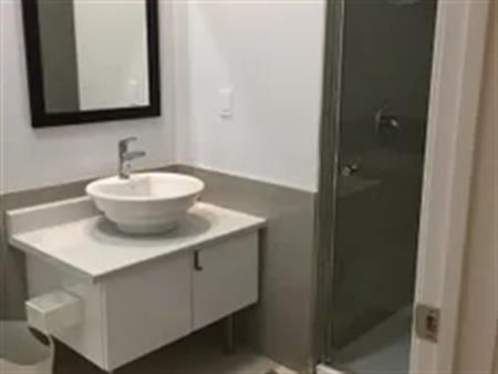 1 room room of 106 m² in Montreal