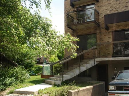 7 1/2 Ahuntsic Centre