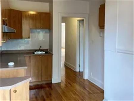 4 rooms apartment of 74 m² in Montreal