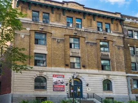 6 rooms apartment of 77m² in Montreal