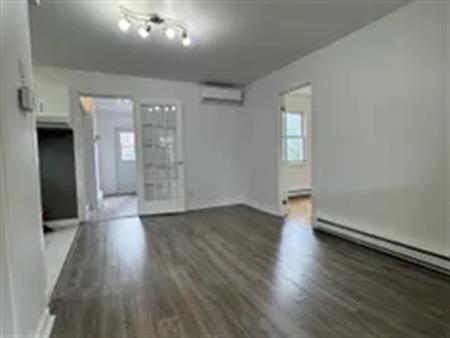 4 rooms apartment of 79 m² in Longueuil