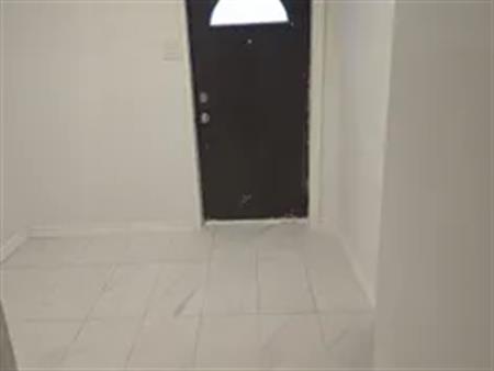3 rooms apartment of 107 m² in Laval (administrative region)