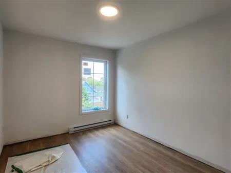 4 rooms apartment of 94 m² in Saint-Jean-sur-Richelieu