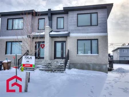 10 rooms house of 159 m² in Salaberry-de-Valleyfield