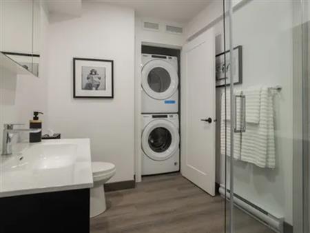 1 room apartment of 30 m² in Dorval