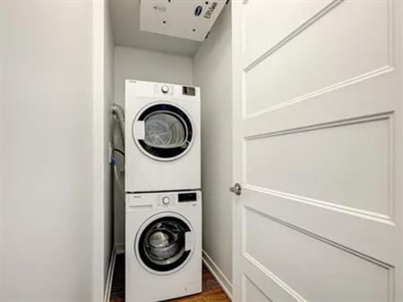 1 room apartment of 88 m² in Sainte-Julie