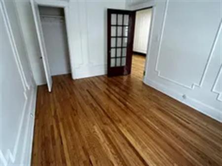 1 room apartment of 60 m² in Montreal