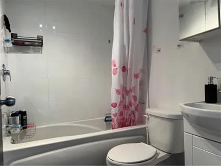 4 rooms apartment of 64 m² in Montreal