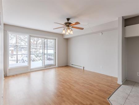 Appartement 5.5 avec stationnement - Lévis - SEPTEMBRE
