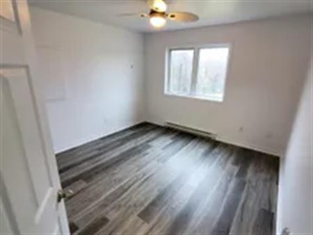5 rooms apartment of 102 m² in Gatineau