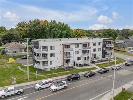 3 rooms apartment of 111 m² in Quebec