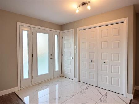 Grand 4 ½ à louer – Haut de duplex à Lévis – Disponible le 1er juillet